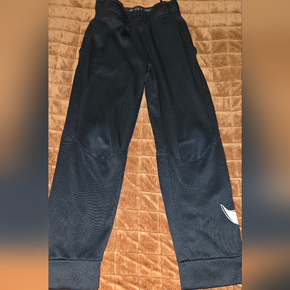 Nike Dri-FIT Black Jogger Pants Kids Size Medium